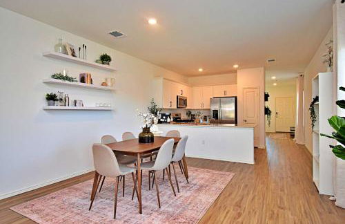 Long-term Stays Family-friendly Communal Pool! - Foto 3