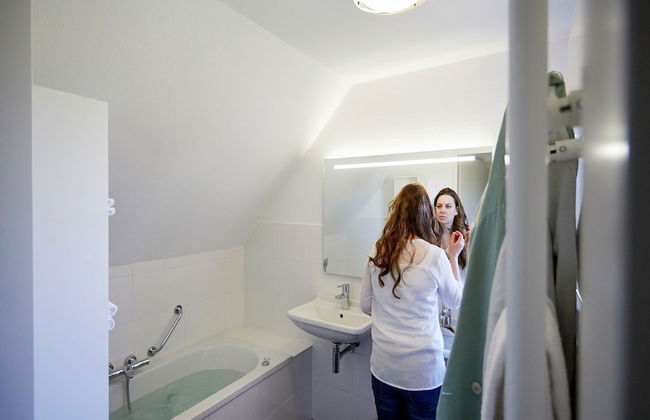 Villa With Sauna & Bubble Bath in Limburg - Photo 6