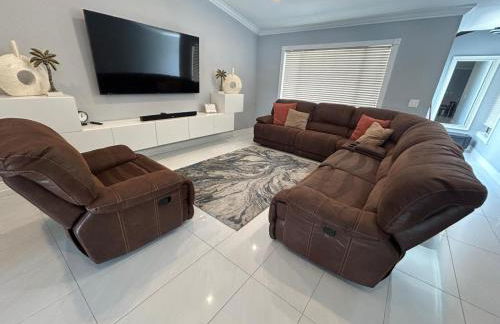 Luxury Vacation Home - Private Pool Outdoor Living - Foto 42