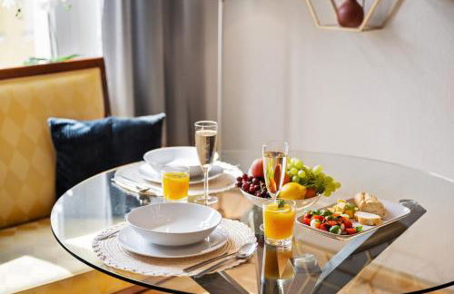 SOLARIS - COZYHOMZ - ALTSTADT - AN DER ELBE - für Paare - S-BAHN DD - Foto 8