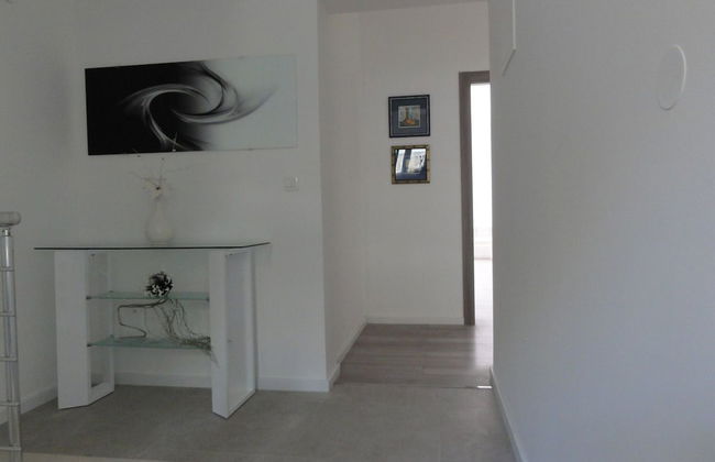 Villa Riva - Five Bedroom Villa With Pool and Sea View - Foto 7