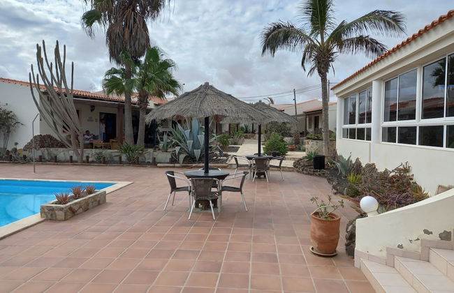 Rustic 1-bed Bungalow in Parque Holandés - Photo 13