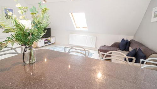 1 Old Kingdom Hall - Photo 4