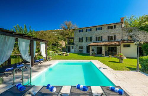 Villa Mulino Old Mill - Photo 1