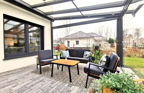 BohnApartments Luxury Villa Berlin - 210qm - Wintergarten - Kamin - 4 kostenlose Parkplätze - 6 Schlafzimmer - Neubau - Luxusausstattung - Foto 7