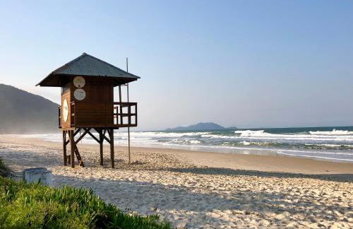 Duplex pé na areia Praia Brava - Foto 38