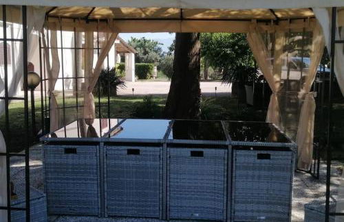 Country Chic Antico Casale - piscina idromassaggio lettini, solarium, cinema experience, wifi, parcheggio - Foto 55