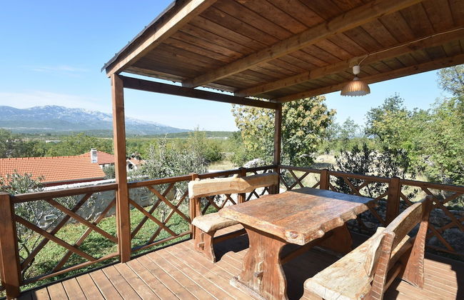 Welcoming Holiday Home in Ugljane With Swimming Pool - Foto 10