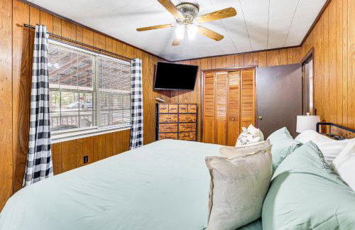 Families Welcome! Home with Fire Pit in Soddy-Daisy - Foto 12