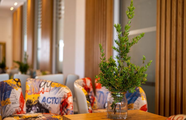 Vrachia Beach Hotel & Suites - Adults only - Photo 2