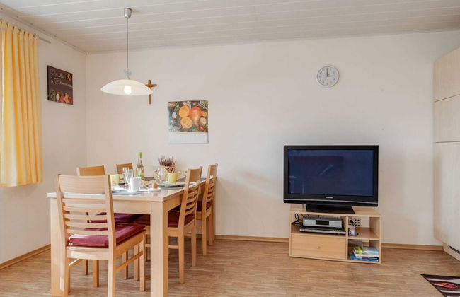 Sunny, Modern Furnished Apartment Your Favourite Place to Relax - Photo 19