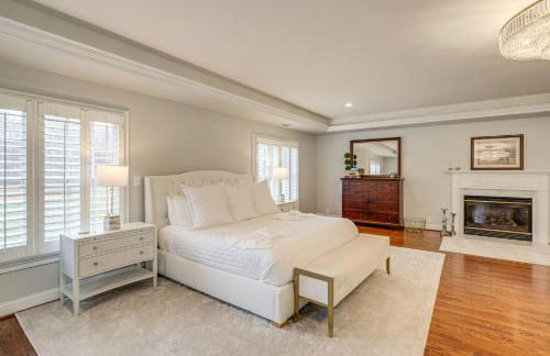 Game Rooms and Gym! Luxe Great Falls Estate - Foto 15