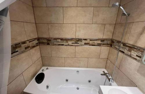 Apartment A/c - Fibra - SmartTv - modern - Foto 16