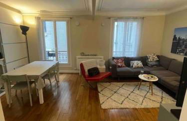Spacious and convenient 2 BR flat in Paris centre - Foto 3