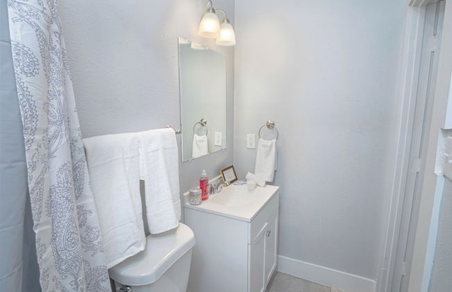 Impressive Cozy Historic 3BR Apt 101 Near Downtown - Foto 16