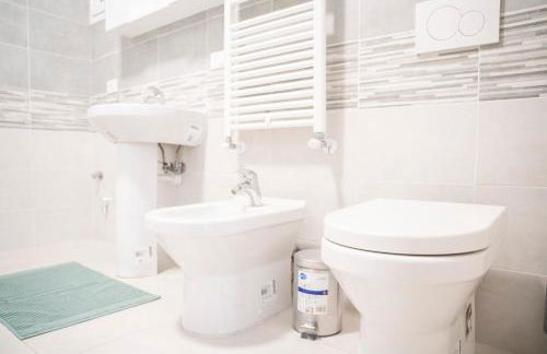 045b - Villetta Moderna 02-24E con VASCA IDROMASSAGGIO in giardino, solo 15 minuti da Mare e Spiaggia - Posto Auto GRATUITO - Foto 28