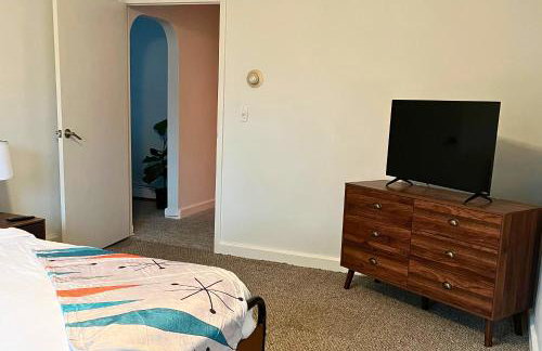 Surf Shack- North Muskegon Oasis - Foto 16