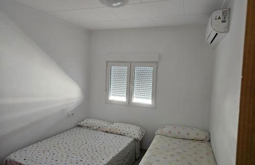 Casa de playa en Oliva al lado del MET y Campo de Golf - Photo 21