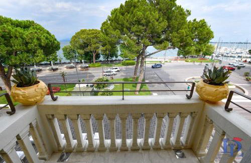 Palazzo Visconti Luxury Suite DesenzanoLoft Official Partner Homes & Villas by Marriott Bonvoy - Foto 5