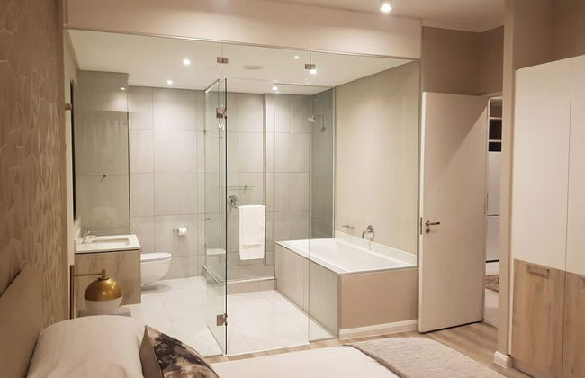 Menlyn Maine Luxury Rentals - Foto 29