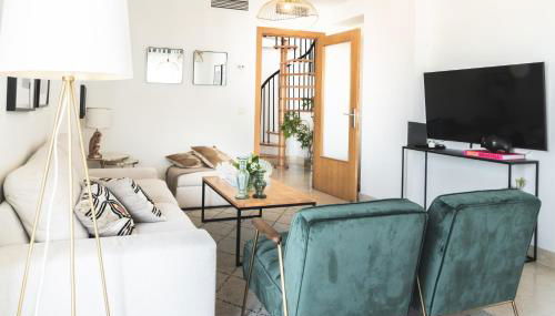 Pacificio Beachfront - Photo 5