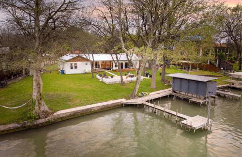 Waterfront Pickleball Court Wurstfest Stay - Foto 4