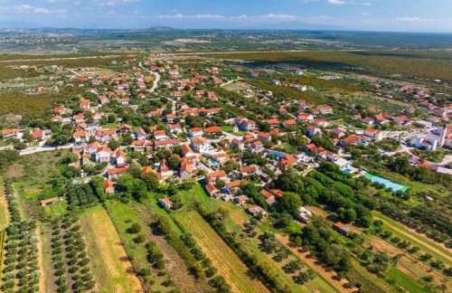 MY DALMATIA - Holiday home Nadalina with private pool and jacuzzi - Photo 60