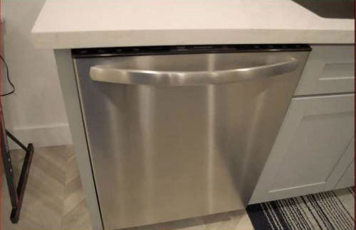 Dimond Abode Vacation Rental, Oakland California Dimond District - Photo 10