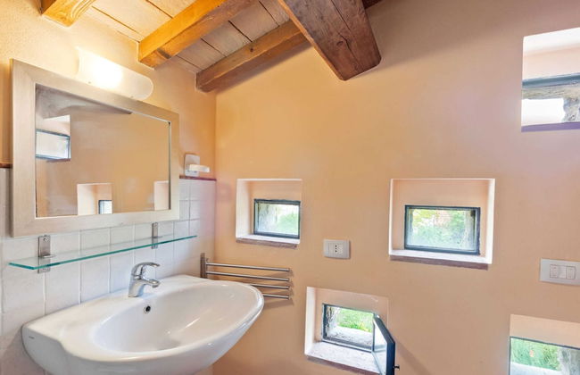 Beautiful Villa in Belforte All'isauro With Swimming Pool - Foto 64