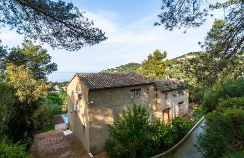 Villa in Hyères near Beach & Pool - Foto 25