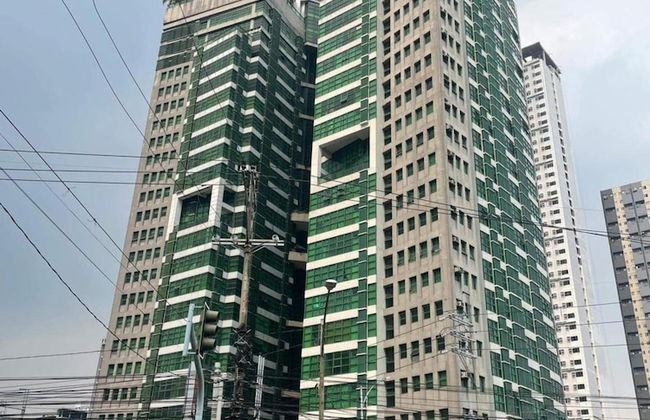 Elegant Condo at Symphony Tower 26C - Foto 26