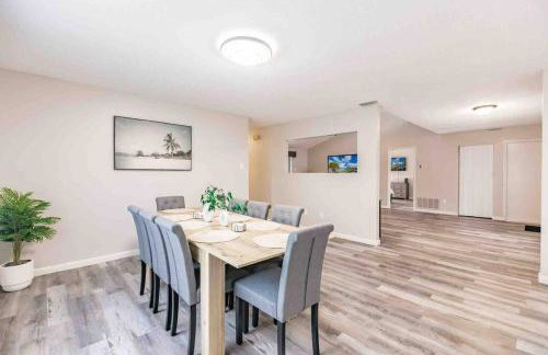 Poolside Oasis-5 miles from Venice Beach - Photo 10