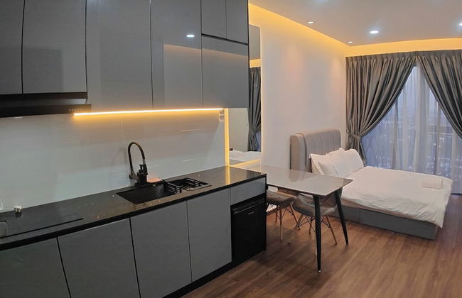 THR1 Cozy Studio with Netflix SKYTREES - Photo 12