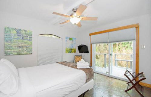 Bay Breeze Estate - Heated Pools, Private Pier & Walk to the Kemah Boardwalk - Foto 35