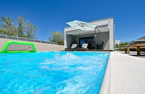 Holiday house Sara with heated pool - Photo 4