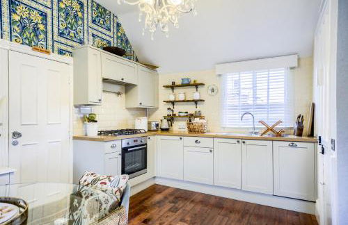 Penthouse On Waterside With River Views, Private Parking & Secluded Hot Tub - Foto 23