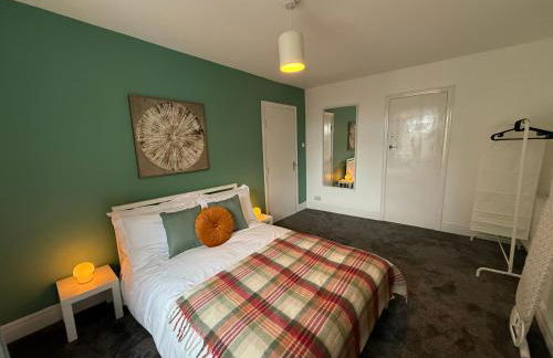 Duke's Retreat - 4 BR Sleeps 8 Ideal 4 Contractors - Foto 1