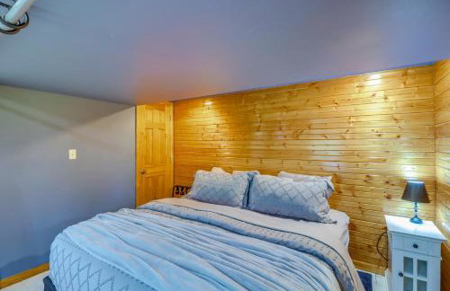 3,000 Sq Ft and Game Room Ozarks Serenity Cabin! - Foto 14