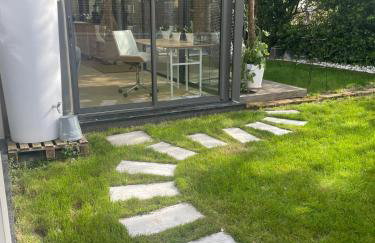 Glass and wood designer villa with garden in centertown - Foto 60