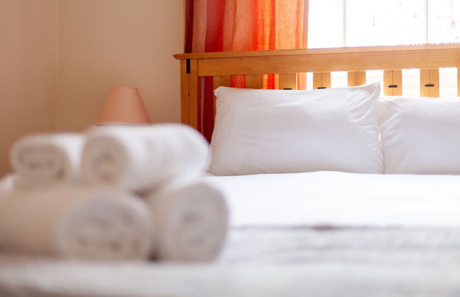 Spacious 3-bed flat by popular Waterloo - Photo 13