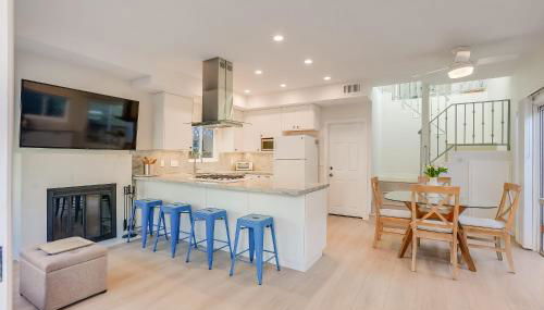 Beautiful Beach Home - Ocean View, AC & Patio - Foto 3