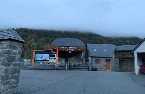 Appartement centre-ville Saint-Lary vue montagne - Foto 15