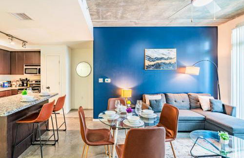 Relaxing 2BD - Central Downtown - Gym, Pool, Parking - Foto 30