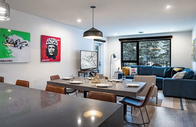 Revel in the Stoke by Revelstoke Vacations - Foto 26