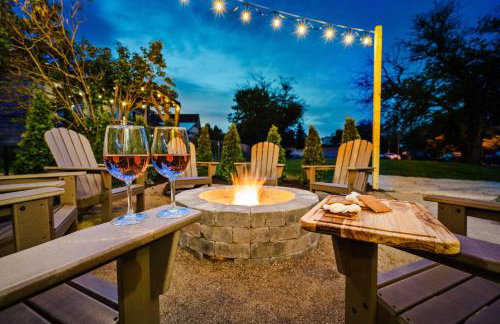 Cedar Point, Kalahari, Sports Force, Hot tub, Fire pit, EV, Pets, Beach, Fireplace, Park - Photo 2