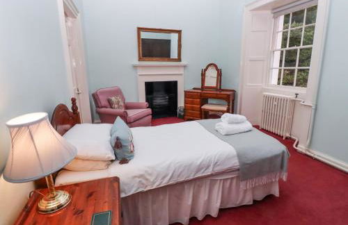 Cheviot Manor - Photo 30