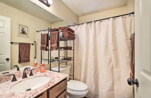 BBQ-Ready Oasis Near Golfing and Surprise Stadium! - Foto 15