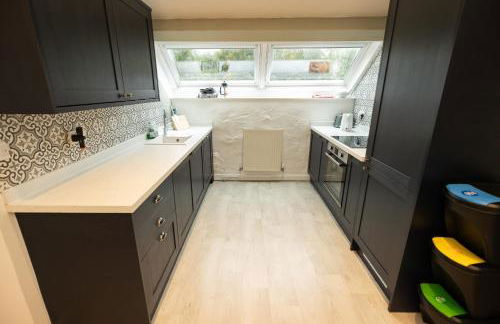 The Coach House - Photo 12