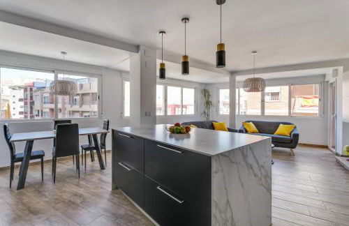 Luxury apartment city center - Photo 4