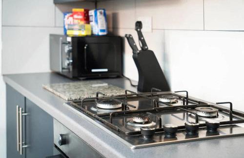 Family-Friendly 2BR Close to Durham City - Foto 24